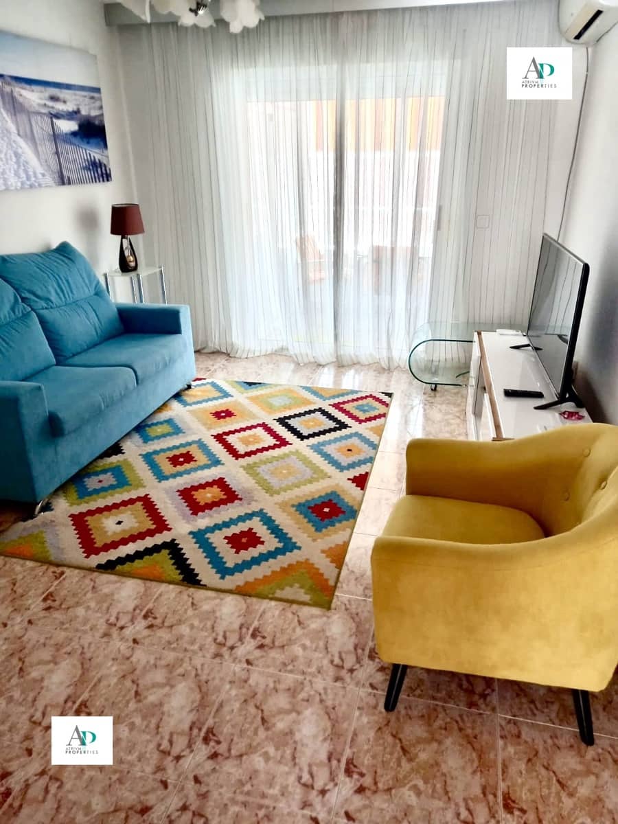 2 Zimmer Wohnung zu vermieten in Orihuela Costa mit Pool - 775 € (Ref: 9309095)