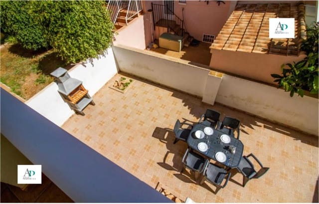 2 soveværelse Villa til leje i Gran Alacant, Santa Pola med swimmingpool - € 1.350 (Ref: 9343674)