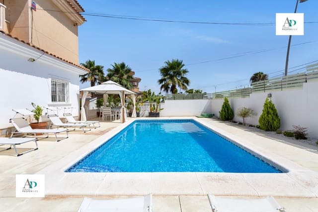 3 bedroom Villa for rent in Torrevieja with pool - € 1,300 (Ref: 9349826)