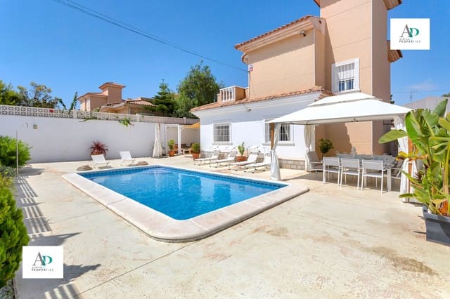 3 bedroom Villa for rent in Torrevieja with pool - € 1,300 (Ref: 9349826)
