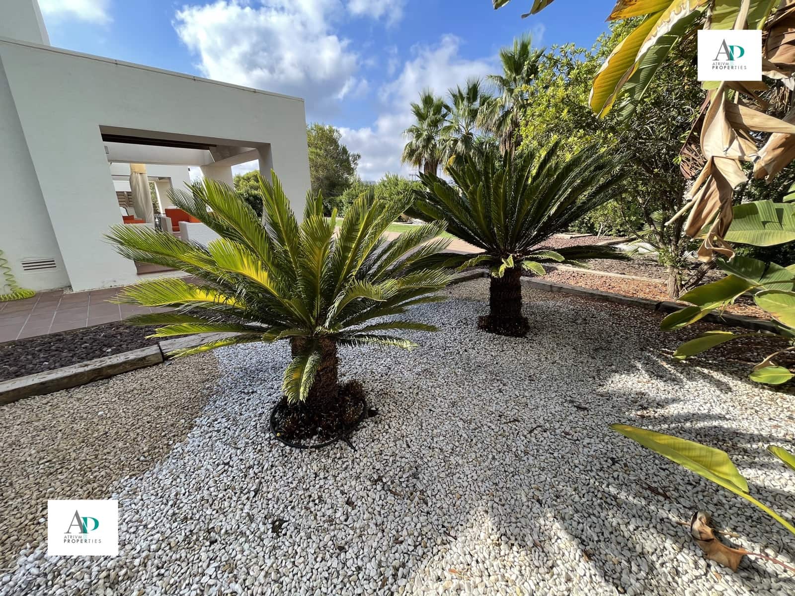 5 soveværelse Villa til leje i Villamartin med swimmingpool - € 3.800 (Ref: 9379567)