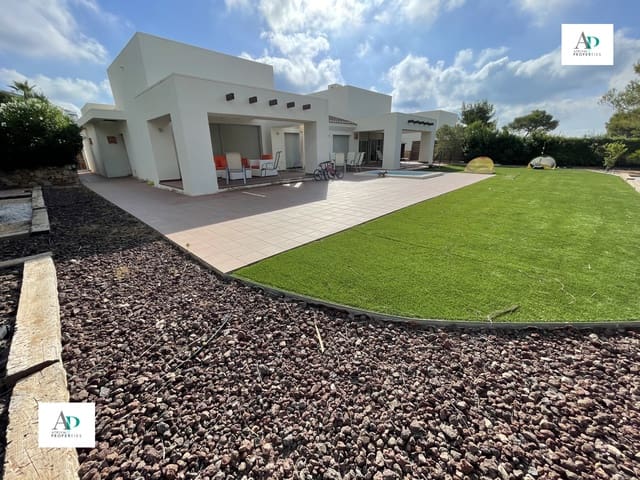 5 bedroom Villa for rent in Las Colinas Golf, Orihuela with pool - € 3,800 (Ref: 9379568)