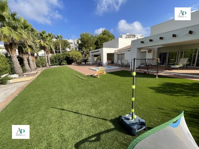 5 soverom Villa til leie i Las Colinas Golf, Orihuela med svømmebasseng - € 3 800 (Ref: 9379568)
