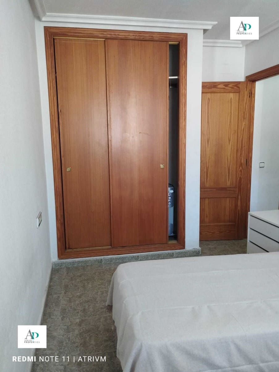 2 slaapkamer Appartement te huur in La Mata - € 750 (Ref: 9399874)