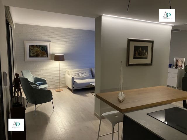 2 soveværelse Villa til leje i Cabo Roig, Orihuela med swimmingpool - € 1.400 (Ref: 9414847)