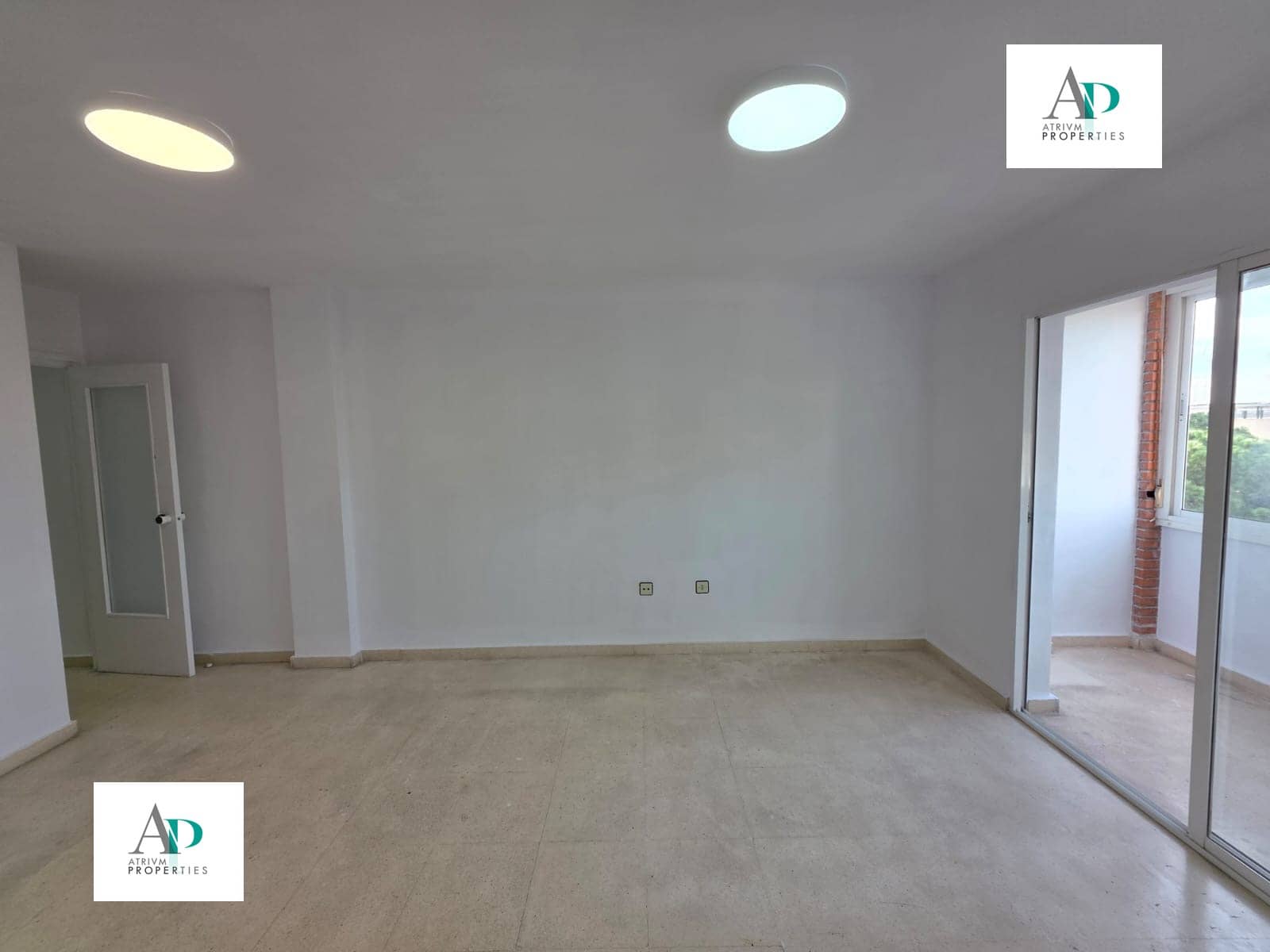 3 quarto Apartamento para arrendar em Torrevieja - 700 € (Ref: 9441970)