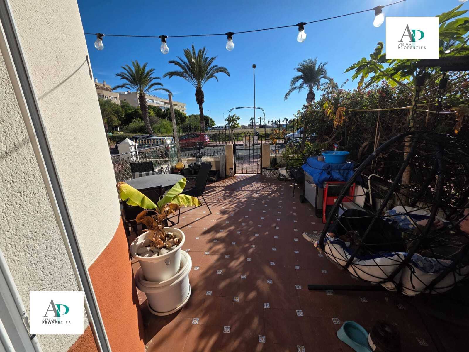 3 soveværelse Villa til leje i Torrevieja - € 1.500 (Ref: 9444599)