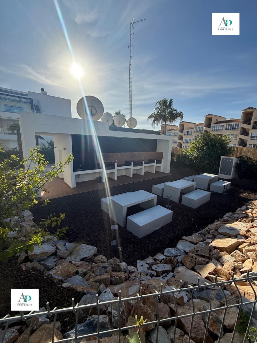 2 soveværelse Lejlighed til leje i Orihuela Costa med swimmingpool - € 1.400 (Ref: 9450364)