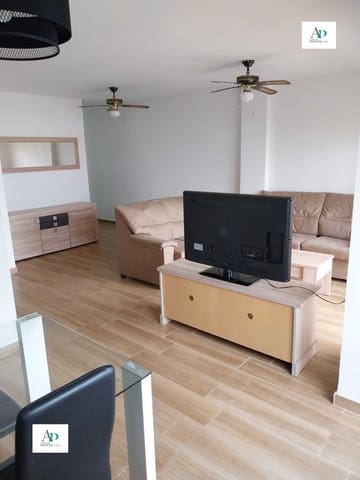 2 makuuhuone Asunto vuokrattavana paikassa Torrevieja mukana uima-altaan - 1 000 € (Ref: 9450365)