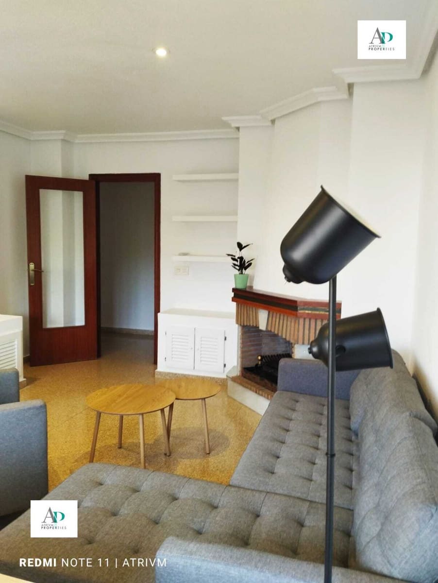 Piso de 3 habitaciones en Almoradí en alquiler - 750 € (Ref: 9479452)