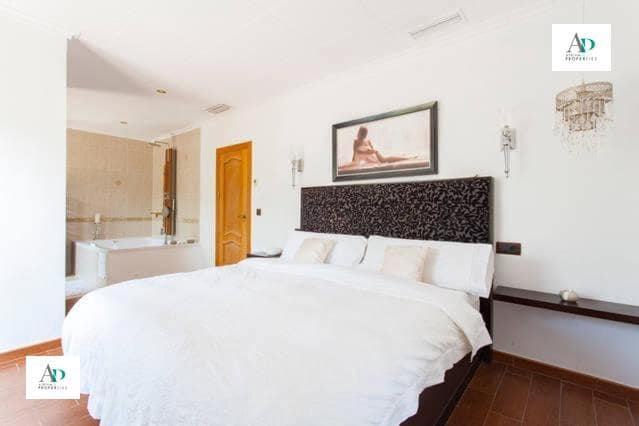 Chalet de 3 habitaciones en La Marina, Elche / Elx en alquiler con piscina - 2.000 € (Ref: 9495454)