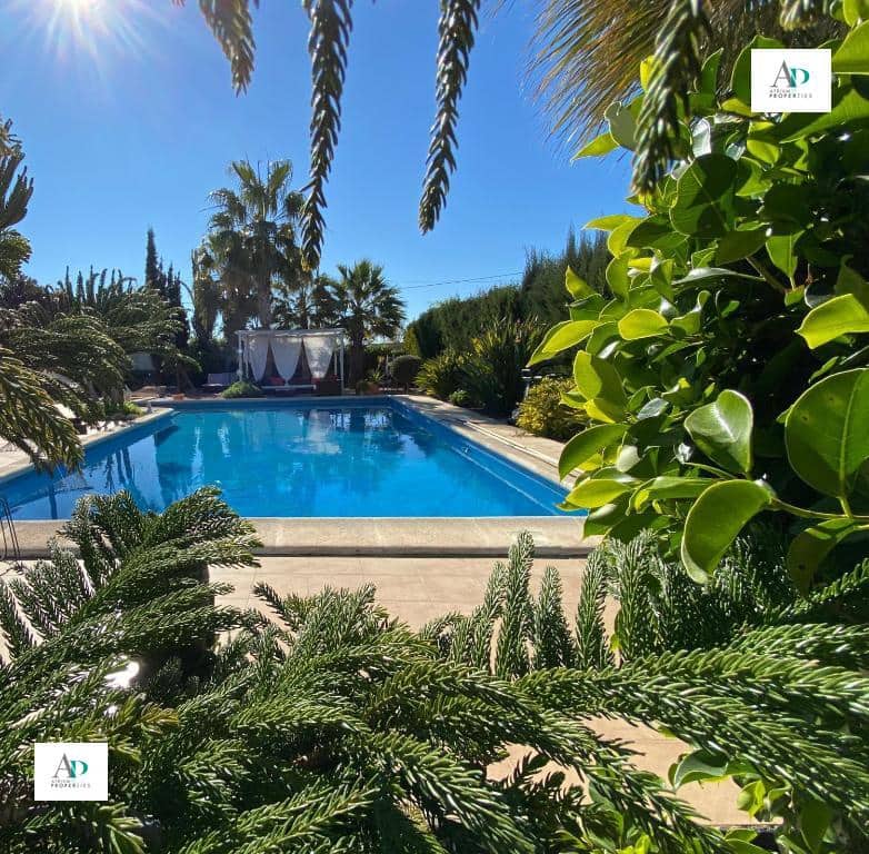 3 sovrum Villa att hyra i La Marina med pool - 2 000 € (Ref: 9495454)