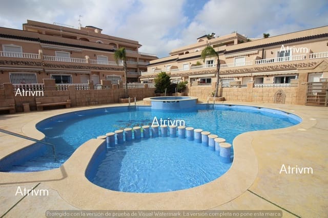 2 soveværelse Lejlighed til leje i Playa Flamenca, Orihuela med swimmingpool - € 1.040 (Ref: 9509109)