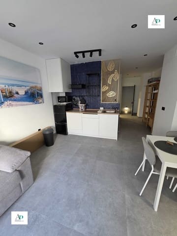 Piso de 1 habitación en Torrevieja en alquiler - 650 € (Ref: 9535201)