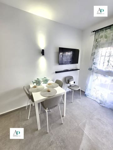 Piso de 1 habitación en Torrevieja en alquiler - 650 € (Ref: 9536459)