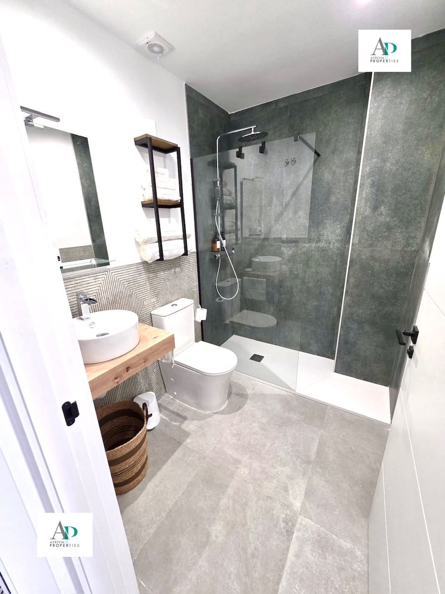 1 quarto Apartamento para arrendar em Torrevieja - 650 € (Ref: 9536461)