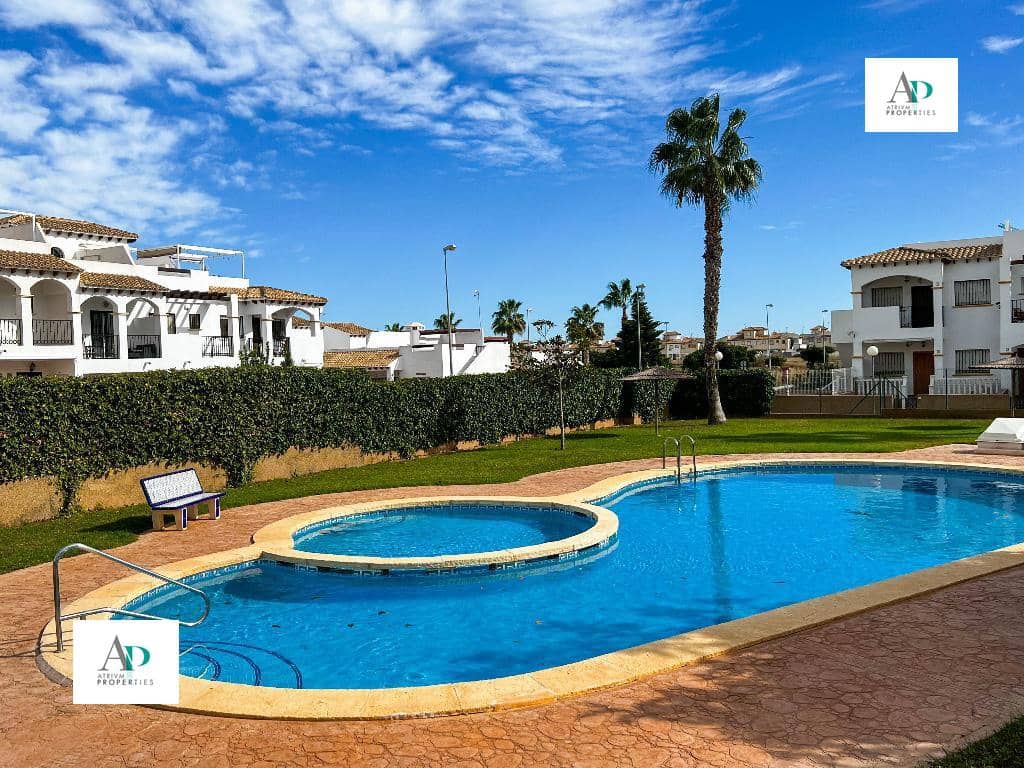 3 sovrum Villa att hyra i Orihuela Costa med pool - 1 350 € (Ref: 9552675)