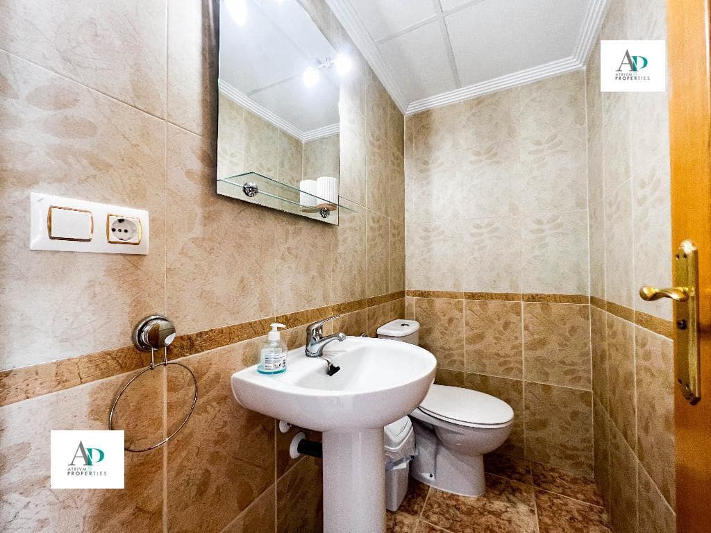 3 sovrum Villa att hyra i Orihuela Costa med pool - 1 350 € (Ref: 9552675)