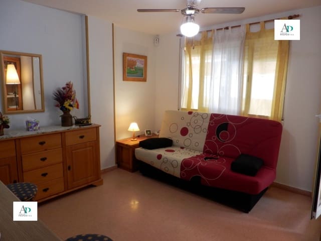 1 makuuhuone Asunto vuokrattavana paikassa Guardamar del Segura - 750 € (Ref: 9562243)