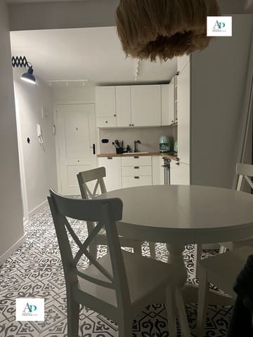 1 quarto Apartamento para arrendar em Torrevieja - 750 € (Ref: 9566289)