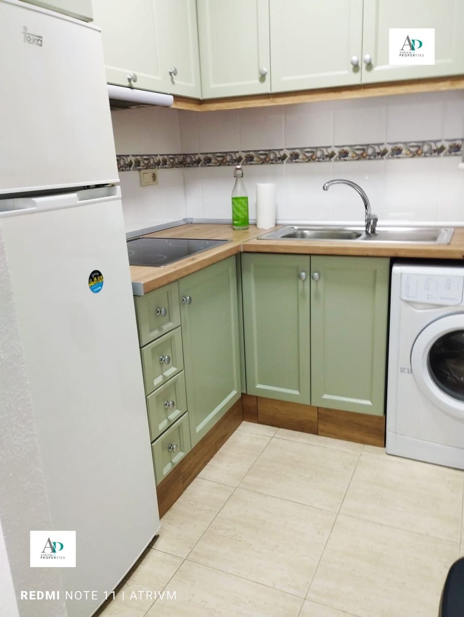 2 soverom Leilighet til leie i Guardamar del Segura - € 750 (Ref: 9569274)