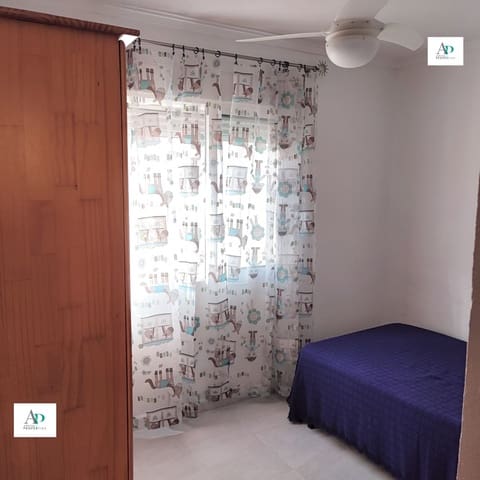 3 bedroom Villa for rent in Torrevieja with pool - € 890 (Ref: 9569527)