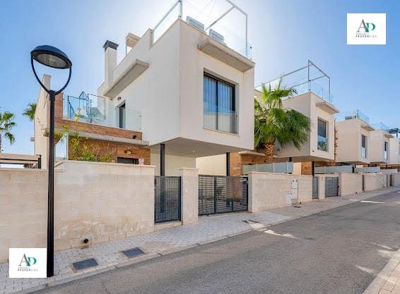 3 Zimmer Villa zu vermieten in Orihuela Costa mit Pool - 3.200 € (Ref: 9571993)