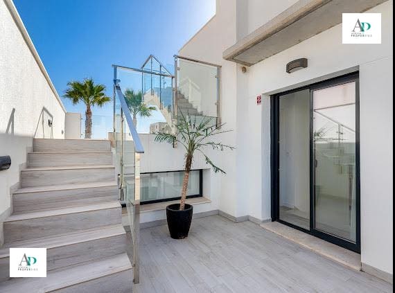 3 sypialnia Willa do wynajęcia w Lomas de Cabo Roig - Los Dolses, Orihuela z basenem - 3 200 € (Ref: 9571993)