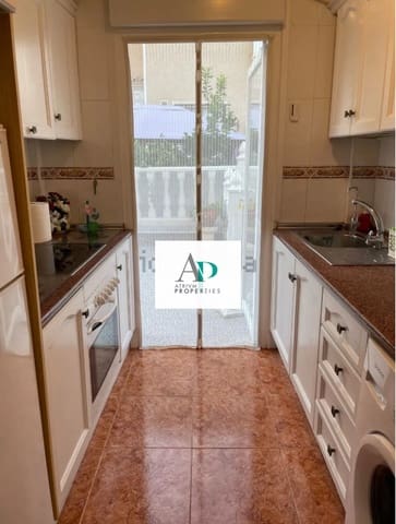 3 sovrum Villa att hyra i La Zenia, Orihuela med pool - 1 100 € (Ref: 9571994)