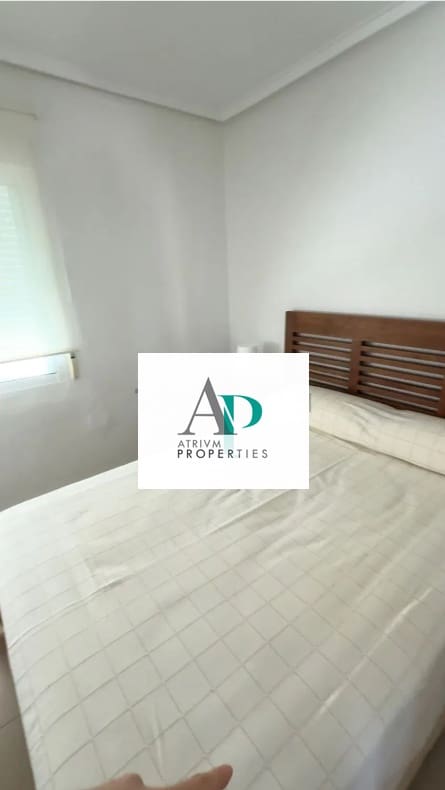 Piso de 3 habitaciones en Cabo Roig en alquiler - 1.000 € (Ref: 9571995)