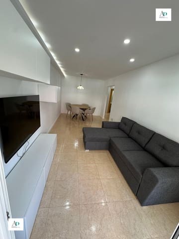 2 slaapkamer Flat te huur in Almoradí met zwembad - € 700 (Ref: 9596778)