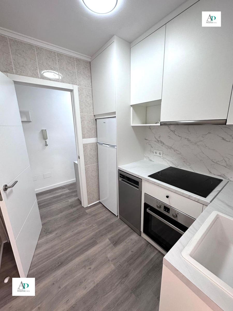 2 camera da letto Appartamento da affittare in Torrevieja con piscina - 850 € (Rif: 9597286)