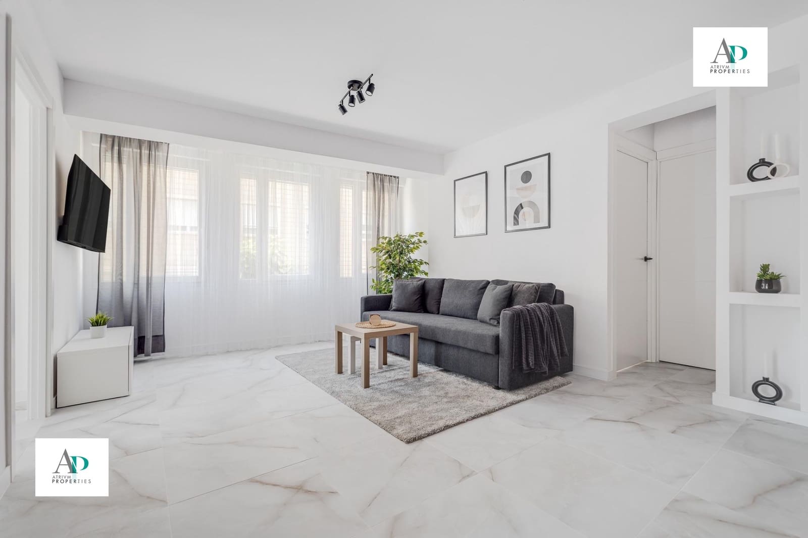 3 sypialnia Mieszkanie do wynajęcia w Torrevieja - 1 250 € (Ref: 9597288)