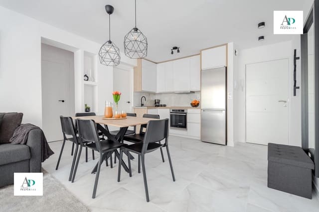 Appartement de 3 chambres à louer à Torrevieja - 1 250 € (Ref: 9597288)