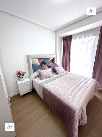 2 quarto Apartamento para arrendar em Torrevieja com piscina - 850 € (Ref: 9597289)