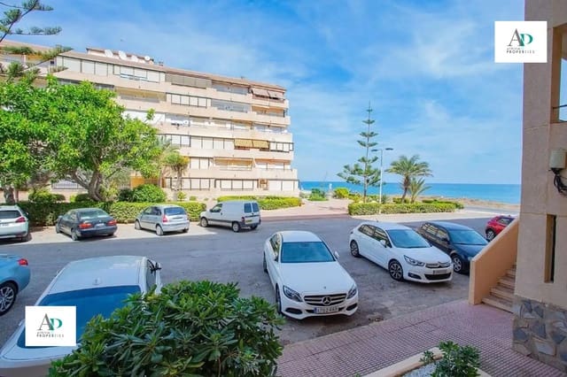 1 quarto Apartamento para arrendar em Torrevieja - 620 € (Ref: 9603237)