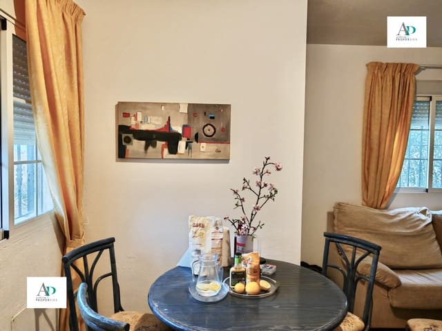 3 quarto Moradia para arrendar em Villamartin, Orihuela com piscina - 1 100 € (Ref: 9626148)
