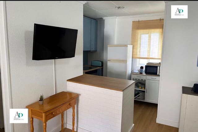 Appartement de 2 chambres à louer à Mil Palmeras, Orihuela - 800 € (Ref: 9649916)