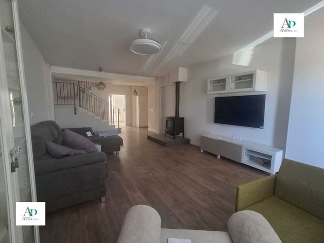 4 makuuhuone Huvila vuokrattavana paikassa Benijófar - 1 000 € (Ref: 9684387)