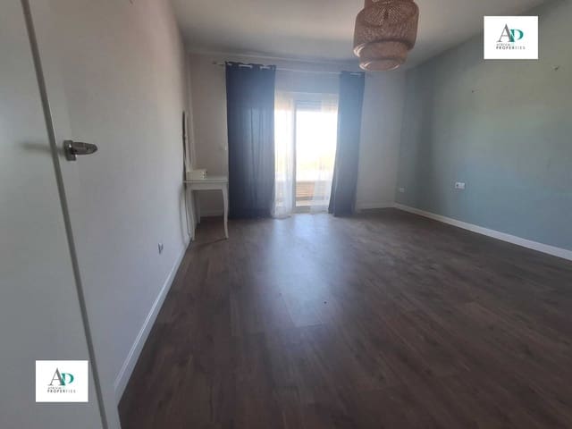 Chalet de 4 habitaciones en Bigastro en alquiler - 1.000 € (Ref: 9684388)