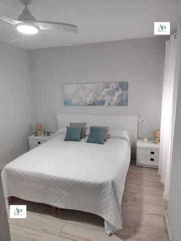 2 sypialnia Mieszkanie do wynajęcia w Torrevieja - 1 100 € (Ref: 9684389)