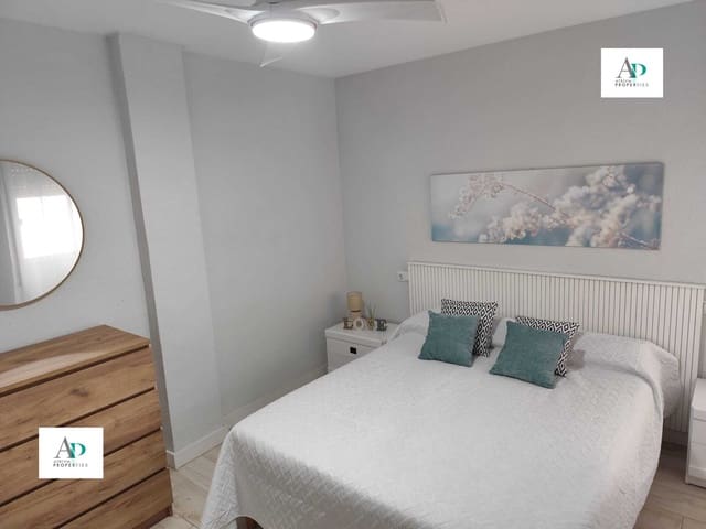 2 sypialnia Mieszkanie do wynajęcia w Torrevieja - 1 100 € (Ref: 9684389)