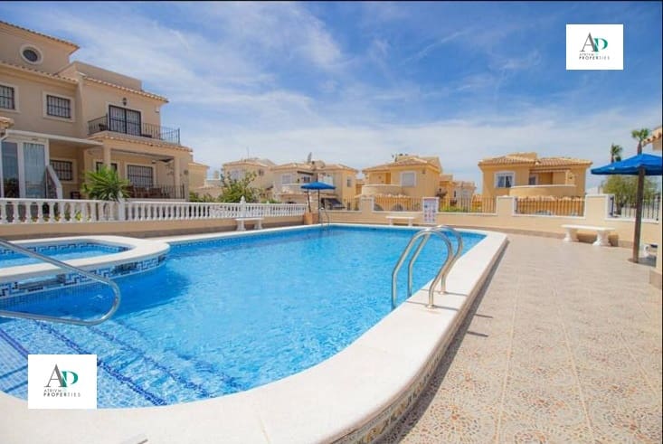 3 bedroom Villa for rent in Ciudad Quesada with pool - € 1,300 (Ref: 9739164)