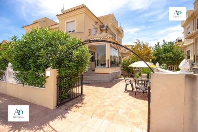 3 camera da letto Villa da affittare in Ciudad Quesada, Rojales con piscina - 1.300 € (Rif: 9739164)