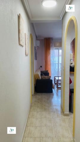 2 soverom Leilighet til leie i Torrevieja med svømmebasseng - € 750 (Ref: 9765315)