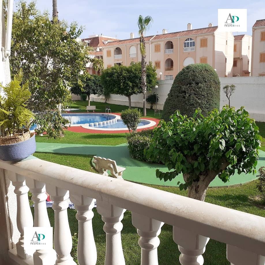 2 bedroom Flat for rent in Torrevieja with pool - € 750 (Ref: 9765316)