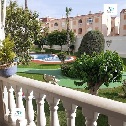 2 makuuhuone Asunto vuokrattavana paikassa Torrevieja mukana uima-altaan - 750 € (Ref: 9765316)