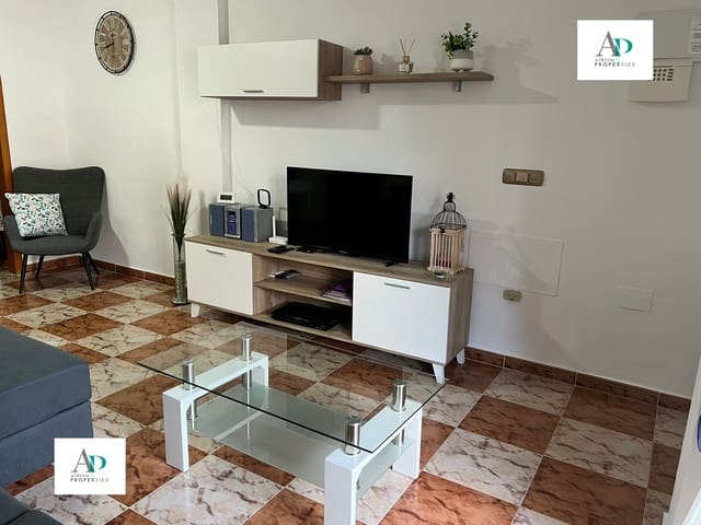 Piso de 2 habitaciones en Villamartin, Orihuela en alquiler con piscina - 800 € (Ref: 9791541)
