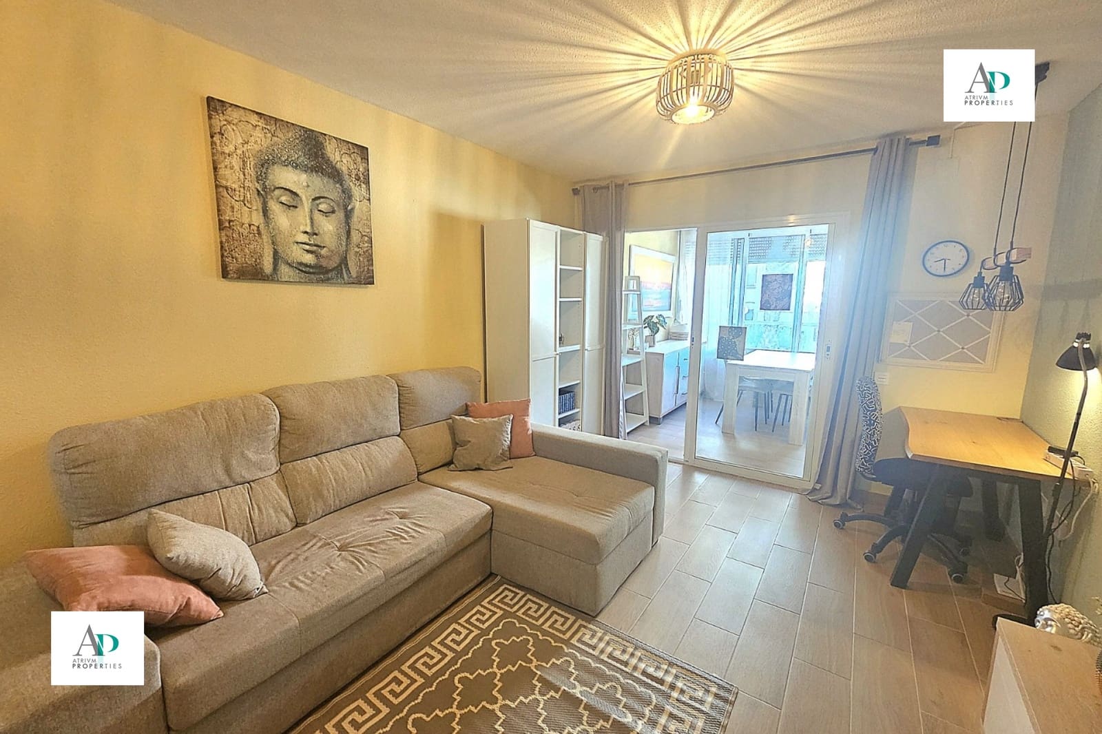 Appartement de 2 chambres à louer à Torrevieja avec piscine - 750 € (Ref: 9807252)