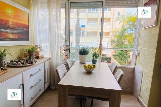 Appartement de 2 chambres à louer à Torreblanca, Torrevieja avec piscine - 750 € (Ref: 9807252)